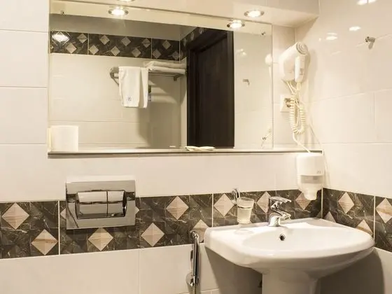 Standard Tek Büyük veya İki Ayrı Yataklı Oda