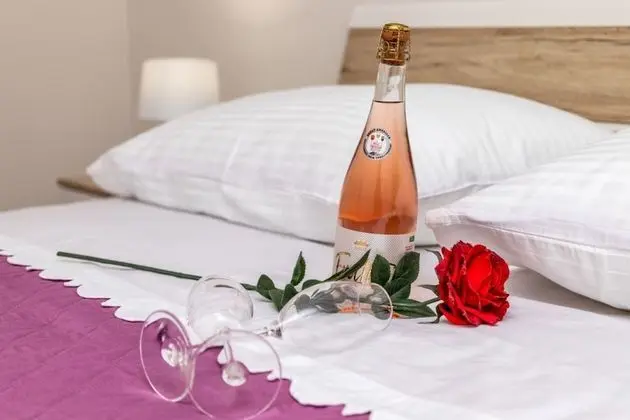 Traditional Ev, 3 Yatak Odası, Kişiye Özel Havuzlu, Bahçe Manzaralı