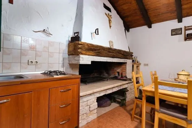 Traditional Ev, 3 Yatak Odası, Kişiye Özel Havuzlu, Bahçe Manzaralı