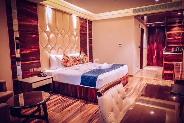 Premium Oda, 1 En Büyük (King) Boy Yatak