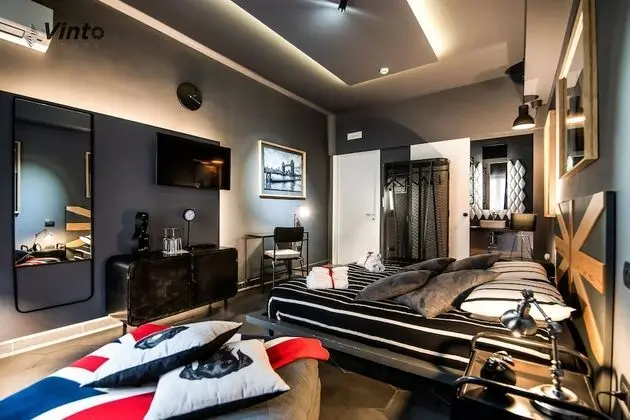 Superior Tek Büyük veya İki Ayrı Yataklı Oda, Balkon, Kısmi Deniz Manzaralı