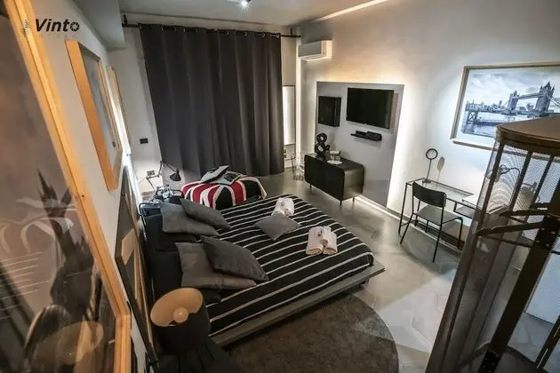 Superior Tek Büyük veya İki Ayrı Yataklı Oda, Balkon, Kısmi Deniz Manzaralı