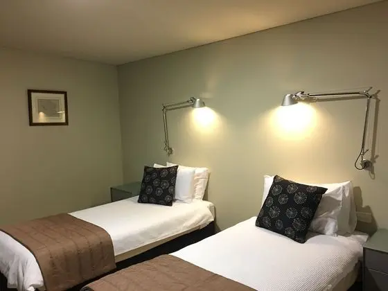 Design Ev, Birden Çok Yatak, Üzüm Asması Manzaralı