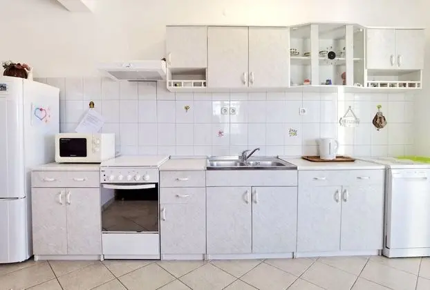 Apart Daire (Vinx - grill and terrace - A1(2+2))