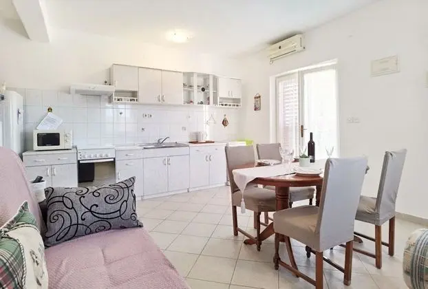 Apart Daire (Vinx - grill and terrace - A1(2+2))