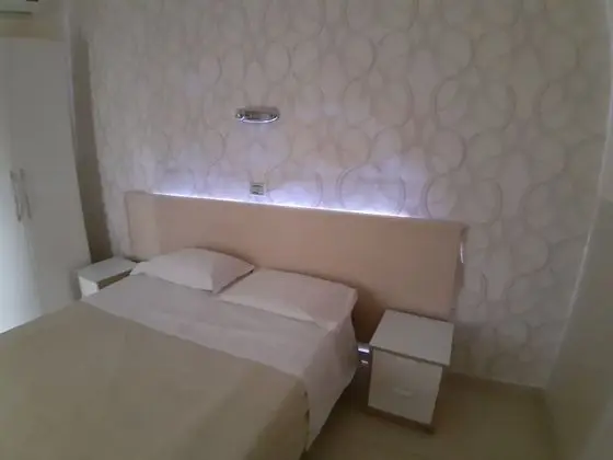 Tek Büyük veya İki Ayrı Yataklı Oda