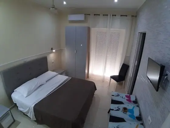 Tek Büyük veya İki Ayrı Yataklı Oda