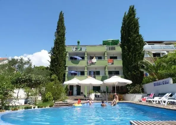 Apart Daire (Viola - with pool - A9(2+3))