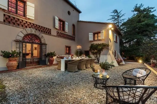 Villa
