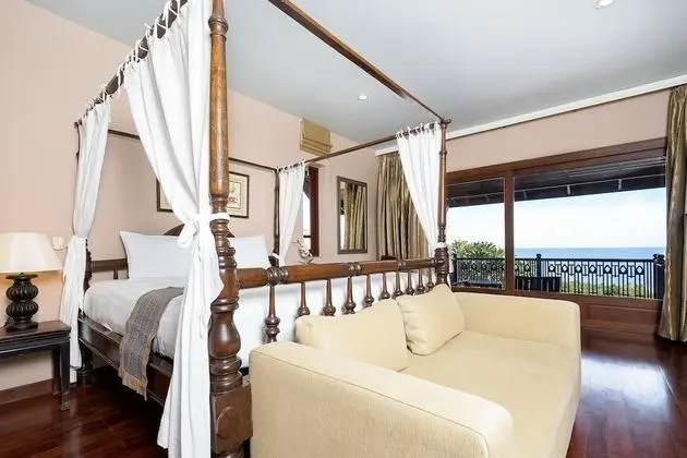 4 Bedrooms Luxury Villa with Ocean View