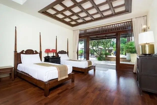 4 Bedrooms Luxury Villa with Ocean View