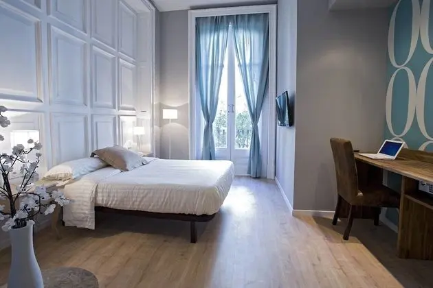 Standard Tek Büyük Yataklı Oda