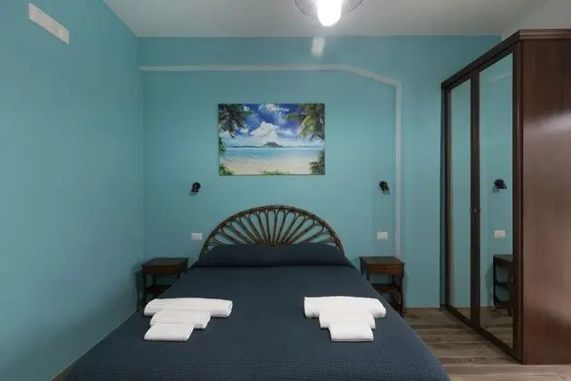 Comfort Tek Büyük veya İki Ayrı Yataklı Oda (Maldive)