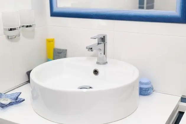 Comfort Tek Büyük veya İki Ayrı Yataklı Oda (Maldive)