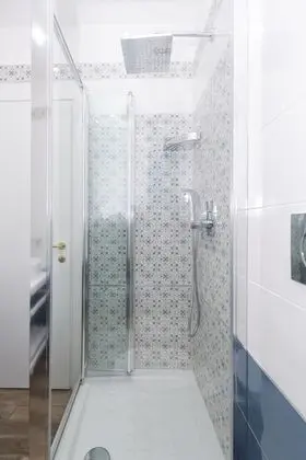 Comfort Tek Büyük veya İki Ayrı Yataklı Oda (Maldive)