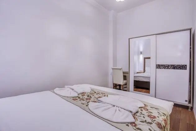 Deluxe Family Suite