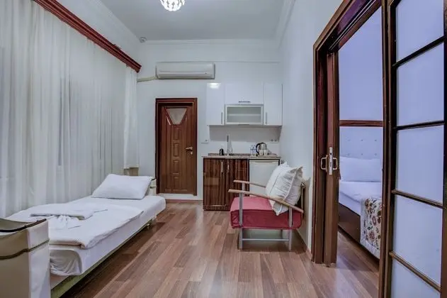 Deluxe Family Suite