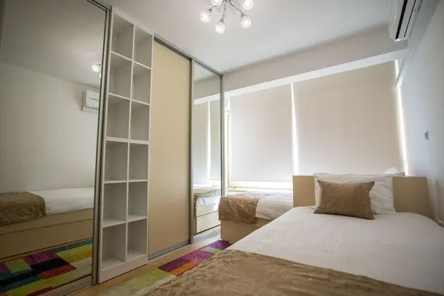 Apart Daire, 2 Yatak Odası, Nehir Manzaralı
