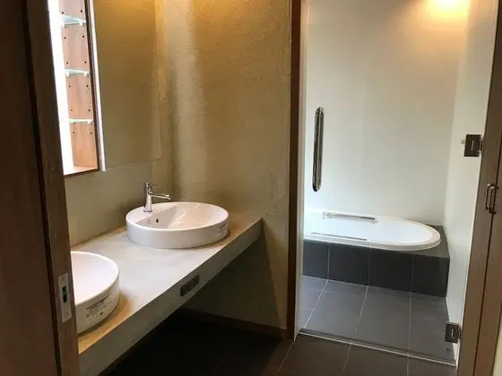 Family Villa, Sigara İçilmez, Avlu Manzaralı
