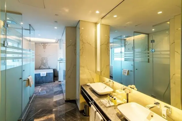 Prestige suite