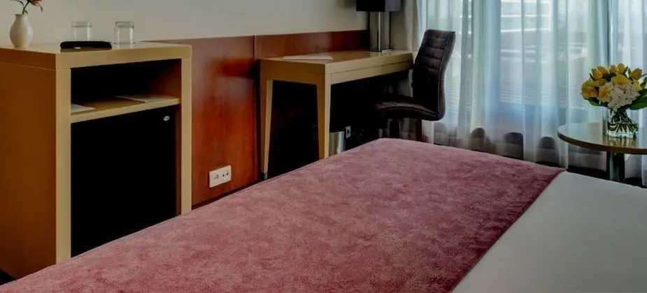 Standard Tek Büyük veya İki Ayrı Yataklı Oda