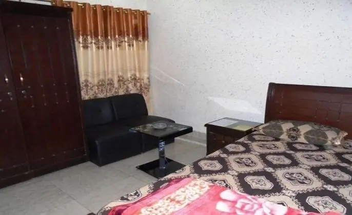 Standard Tek Büyük Yataklı Oda