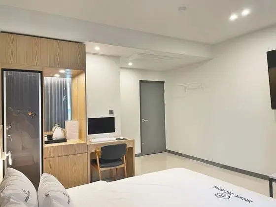 Business Double Room [Unavailable Breakfast on Monday & Public Holiday]
