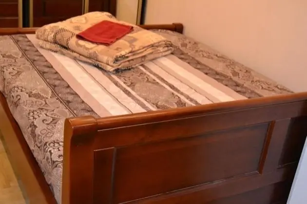 Tek Büyük Yataklı Oda