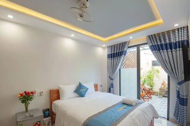 Deluxe Tek Büyük Yataklı Oda, Bahçeli