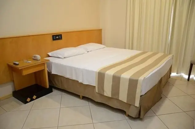 Business Büyük Yataklı Tek Kişilik Oda, 1 Yatak Odası