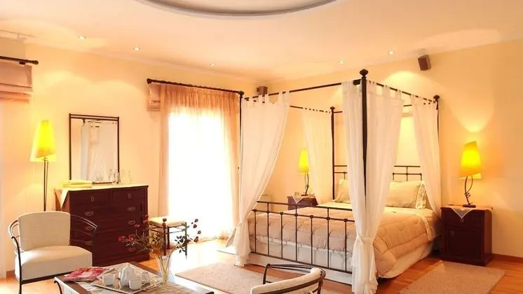 Villa, 6 Yatak Odası, Engellilere Uygun, Sigara İçilebilir