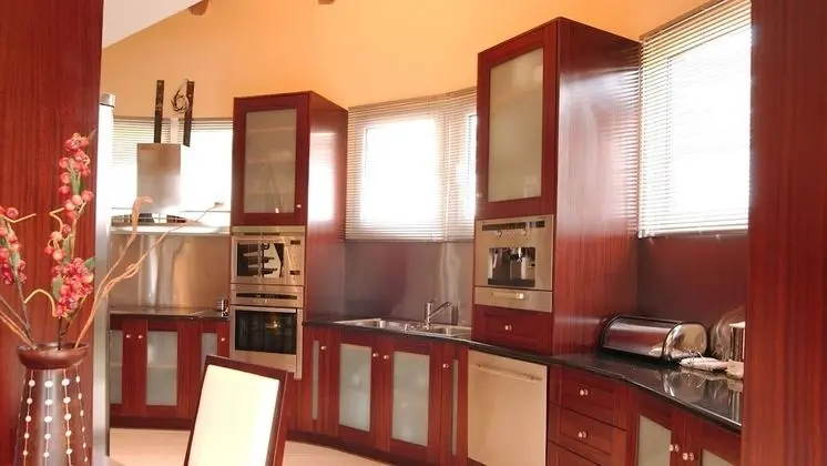 Villa, 6 Yatak Odası, Engellilere Uygun, Sigara İçilebilir