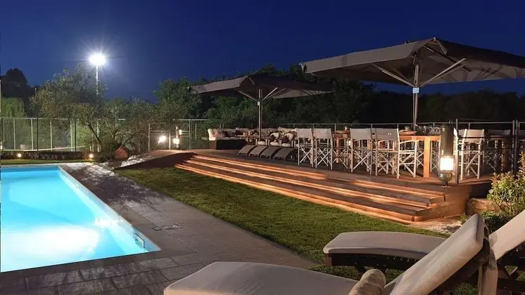 Villa, 6 Yatak Odası, Engellilere Uygun, Sigara İçilebilir