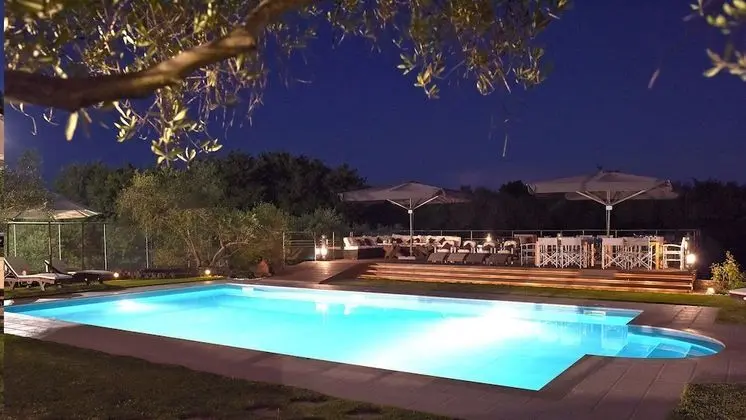 Villa, 6 Yatak Odası, Engellilere Uygun, Sigara İçilebilir