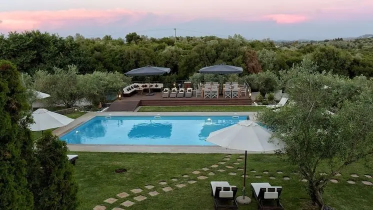 Villa, 6 Yatak Odası, Engellilere Uygun, Sigara İçilebilir