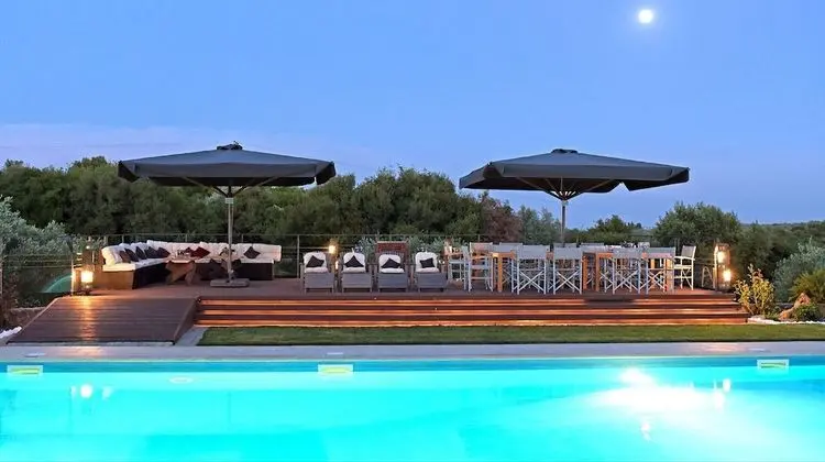 Villa, 6 Yatak Odası, Engellilere Uygun, Sigara İçilebilir