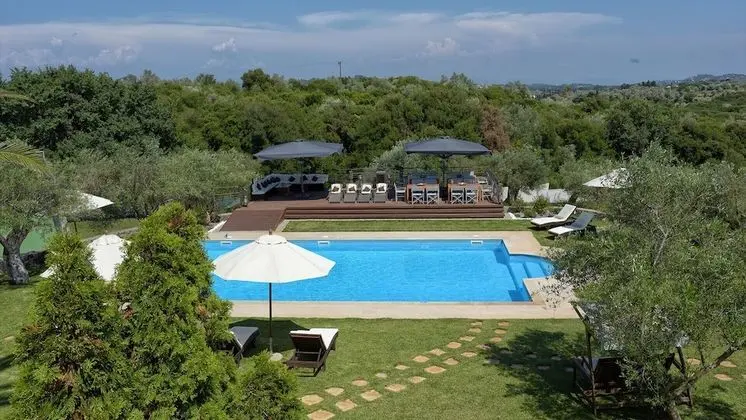 Villa, 6 Yatak Odası, Engellilere Uygun, Sigara İçilebilir