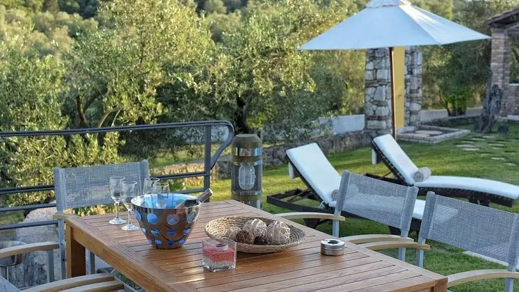 Villa, 6 Yatak Odası, Engellilere Uygun, Sigara İçilebilir