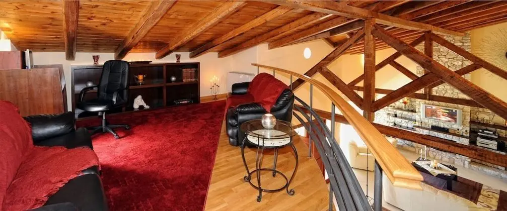 Villa, 6 Yatak Odası, Engellilere Uygun, Sigara İçilebilir