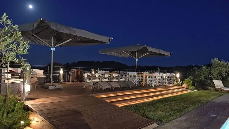 Villa, 6 Yatak Odası, Engellilere Uygun, Sigara İçilebilir