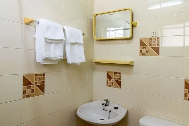 Standard Tek Büyük Yataklı Oda
