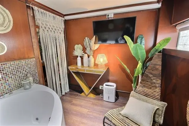 Suite Jacuzzi Plaisir