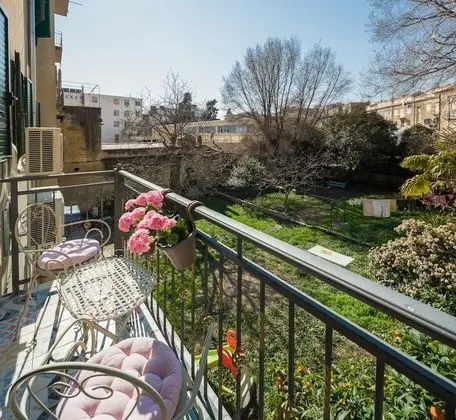 Deluxe Tek Büyük Yataklı Oda, Balkon (VIP 3)