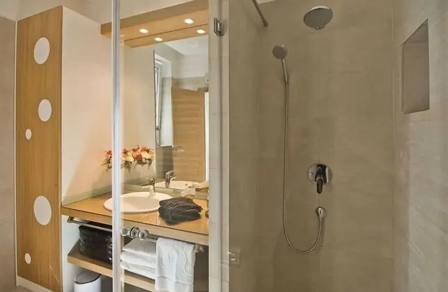Deluxe Tek Büyük Yataklı Oda, Balkon (VIP 3)