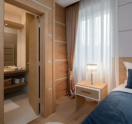 Tek Büyük Yataklı Oda, Bahçe Manzaralı (VIP 4)
