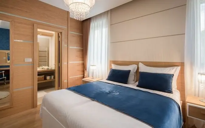 Tek Büyük Yataklı Oda, Bahçe Manzaralı (VIP 4)