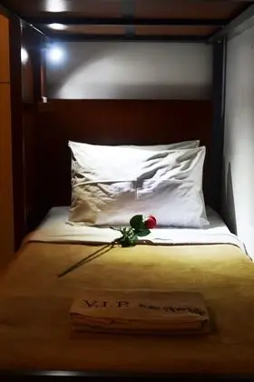 Ortak Ranzalı Oda, Karma Ranzalı Oda (1 bed in 2 Bed)
