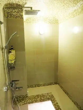 Ortak Ranzalı Oda, Karma Ranzalı Oda (1 bed 4)