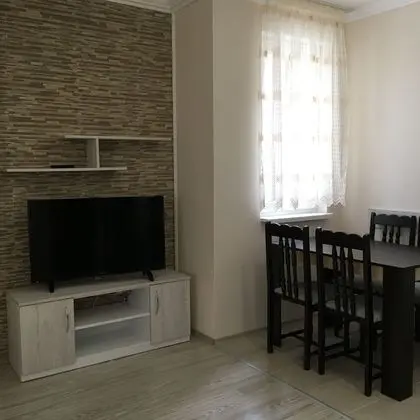 Family Apart Daire, 1 Büyük (Queen) Boy Yatak ve Çekyat