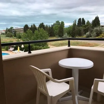 Family Apart Daire, 1 Büyük (Queen) Boy Yatak ve Çekyat